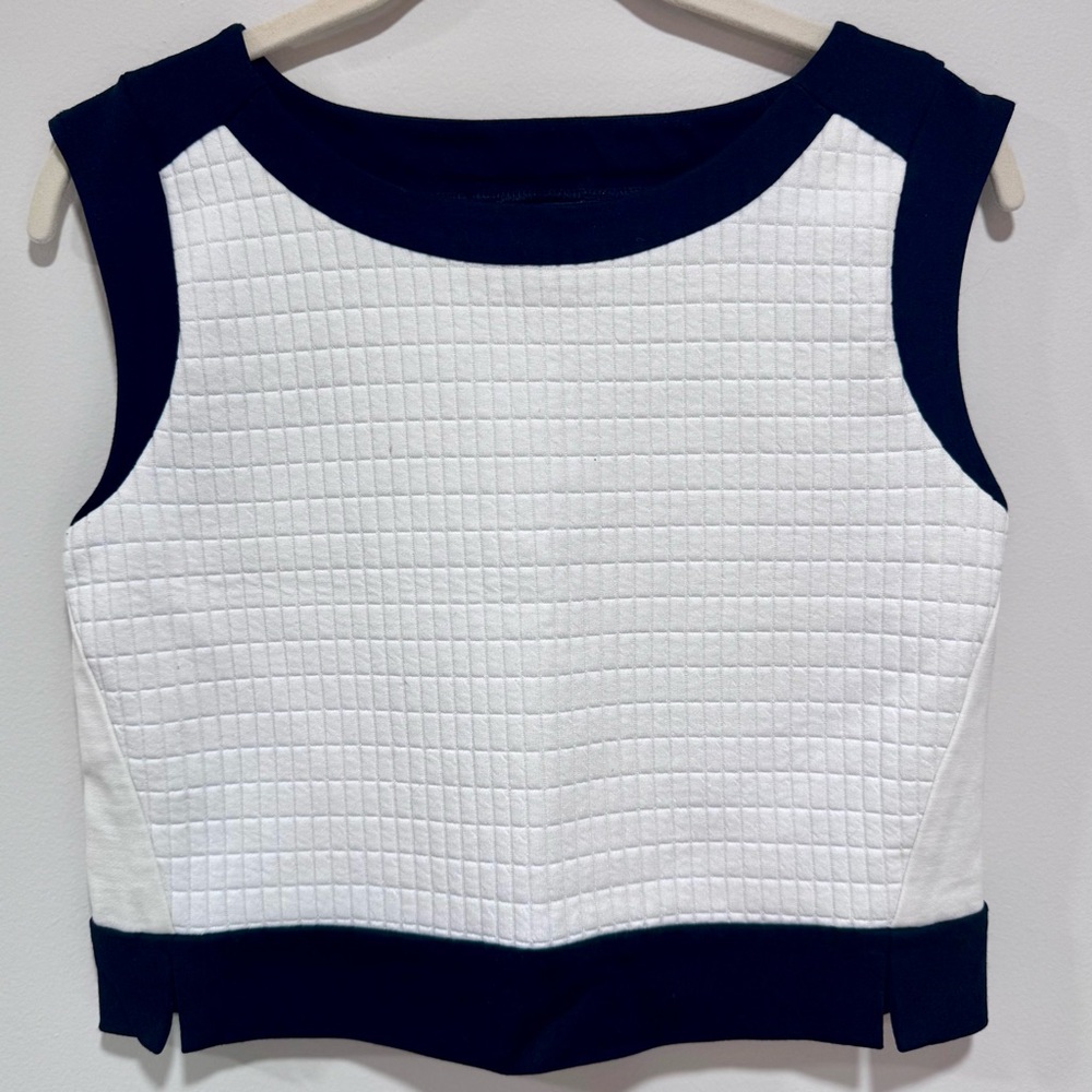 Banana Republic Black & White Textured Crop Top - Petite Small
